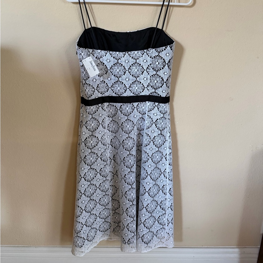 NWT ABS Allen Schwartz Strapless Black & White Lace Fit & Flare Dress Women’s 4 - Picture 6 of 6